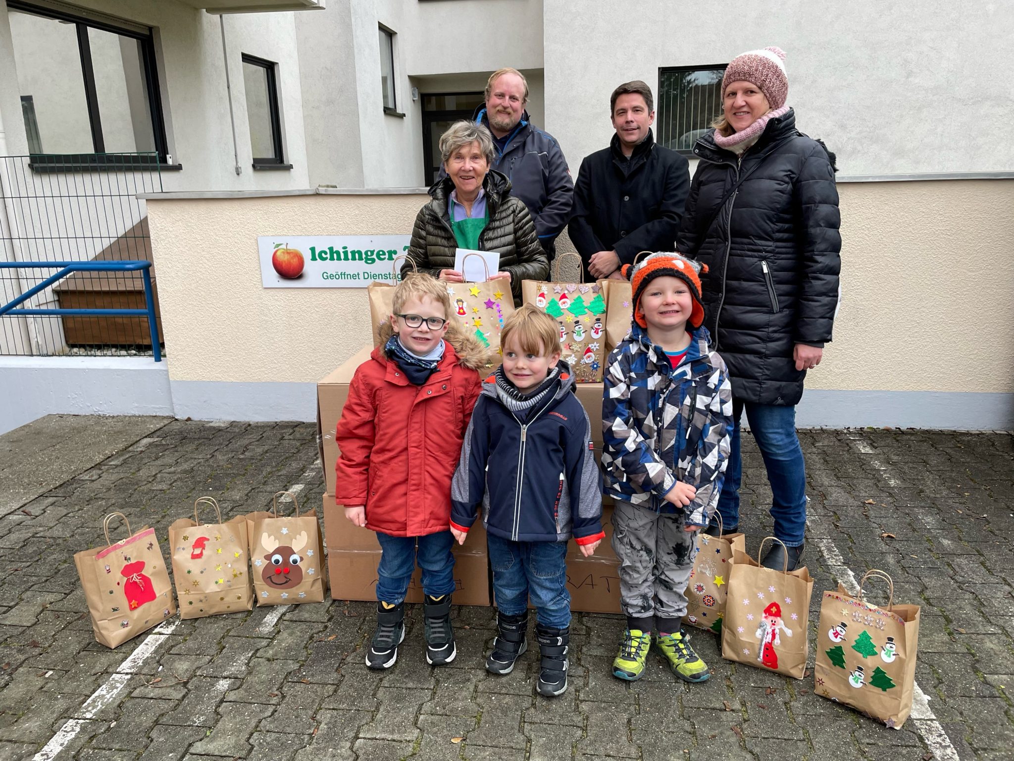 Spendenaktion Kindergarten Liedermaus an die Olchinger Tafel am 6.12.