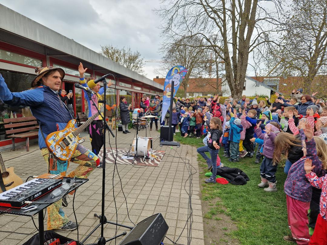 Kinderband Rodscha und Tom im Estinger Kindergarten St. Elisabeth
