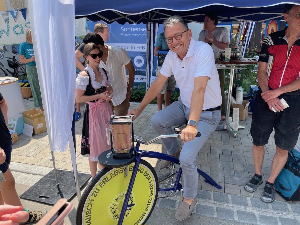 Energie tanken auf dem Smoothie-Bike - OlchingBlog,ein Service des ...