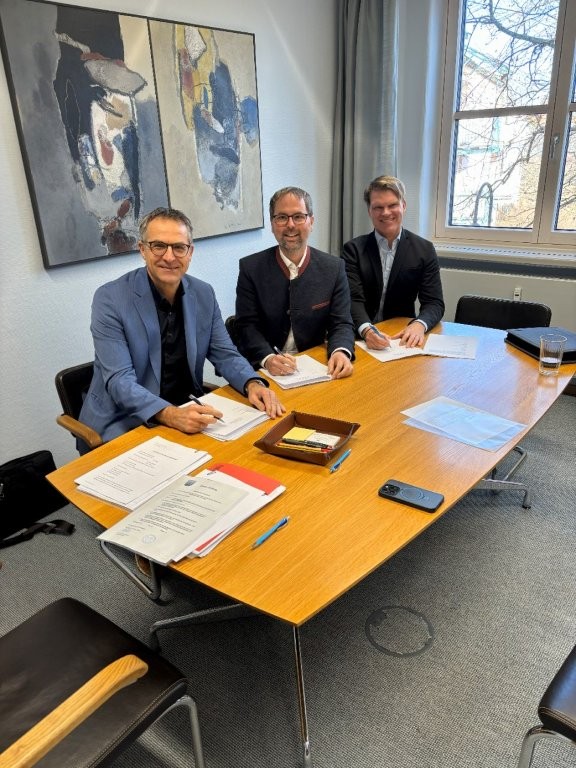 Meilenstein für die lokale Energiewende: Stadtwerke Olching zu 100 Prozent in städtischer Hand