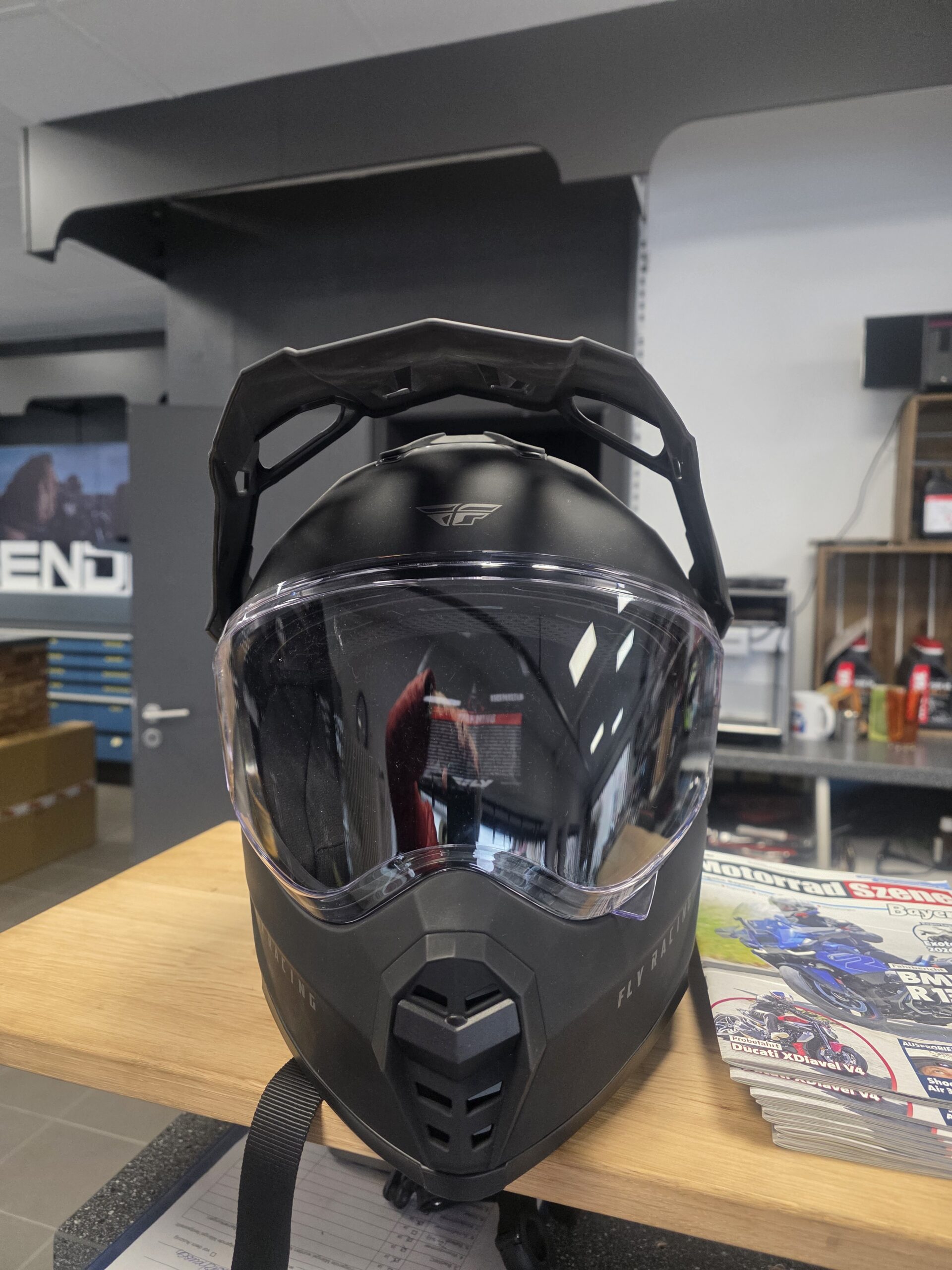 Motorrad-Garage – Helme für das motorisierte Zwei- und Mehrrad