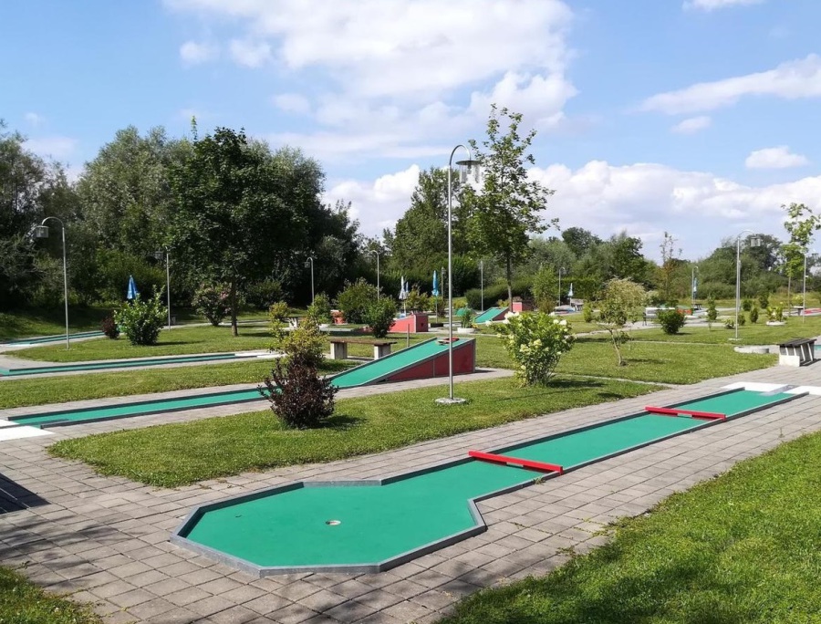 1. Münchener Minigolfclub e.V.s Beitrag – Teppichpokal in Olching