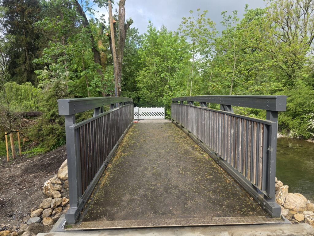 Neue Vogelparkbrücke in Olching: Fast fertig – und schon jetzt ein echter Gewinn für die Olchinger Bürger