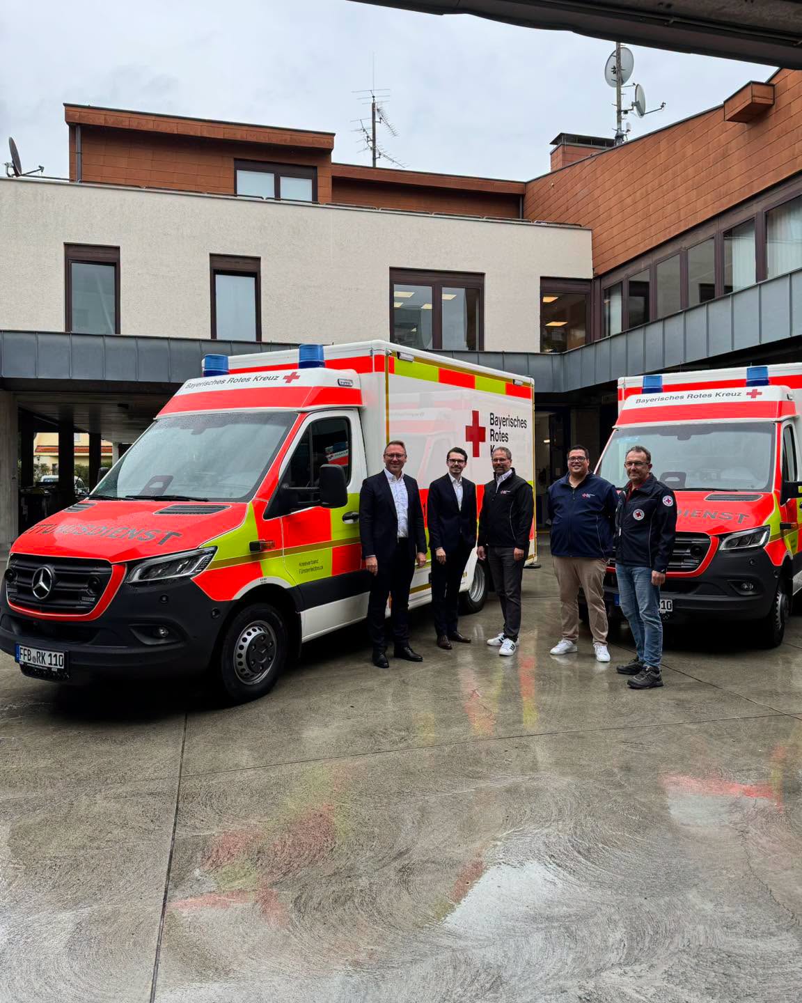 BRK FFB -Zwei neue Rettungswagen für das BRK Fürstenfeldbruck!
